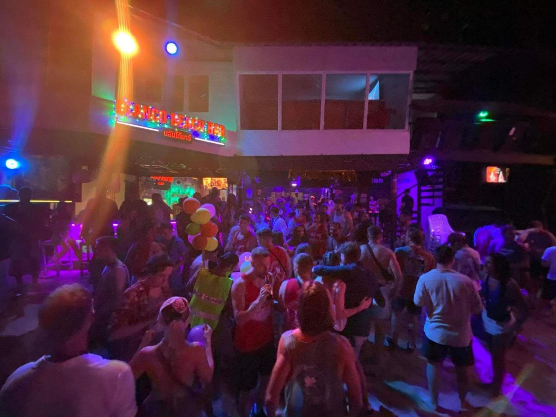 Blanco Beach Bar Hostel Phiphi-szigetek Kültér fotó